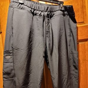 Dickies scrub pants - large